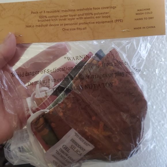 New 3pc Patricia Nash PACK OF 3 Cloth Face Coverings. - Picture 11 of 16